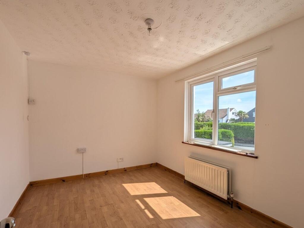 39 Quintrell Close Bedroom 2