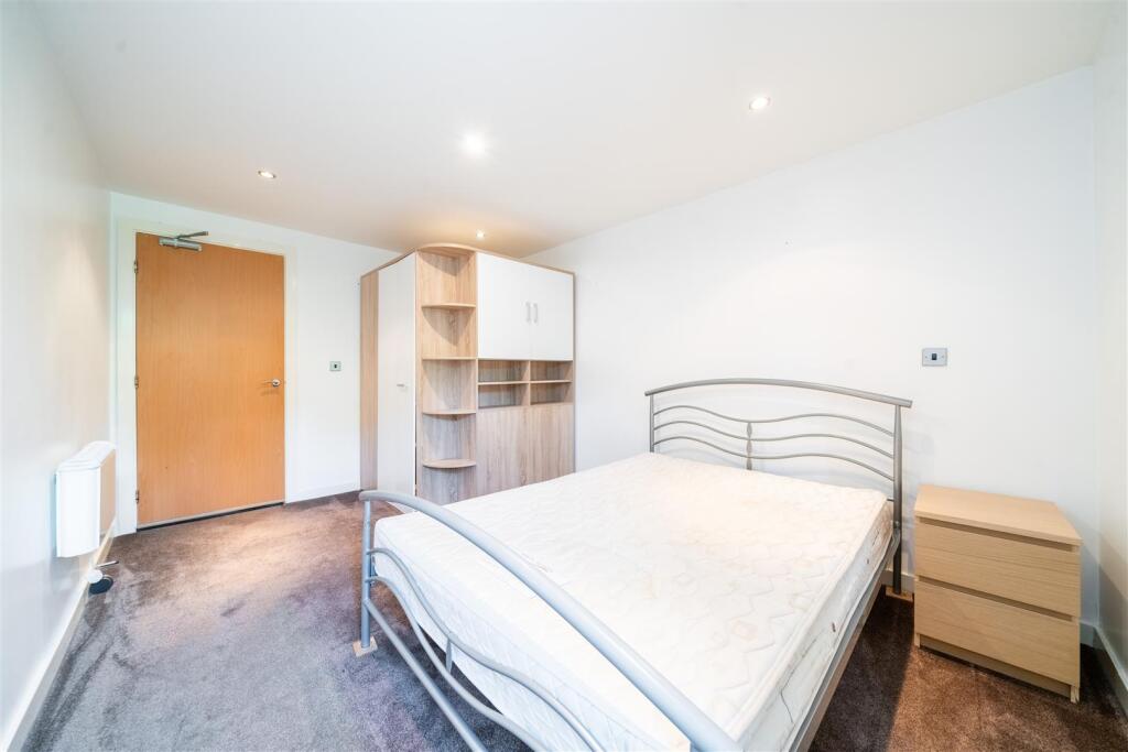 Bedroom-2.jpg