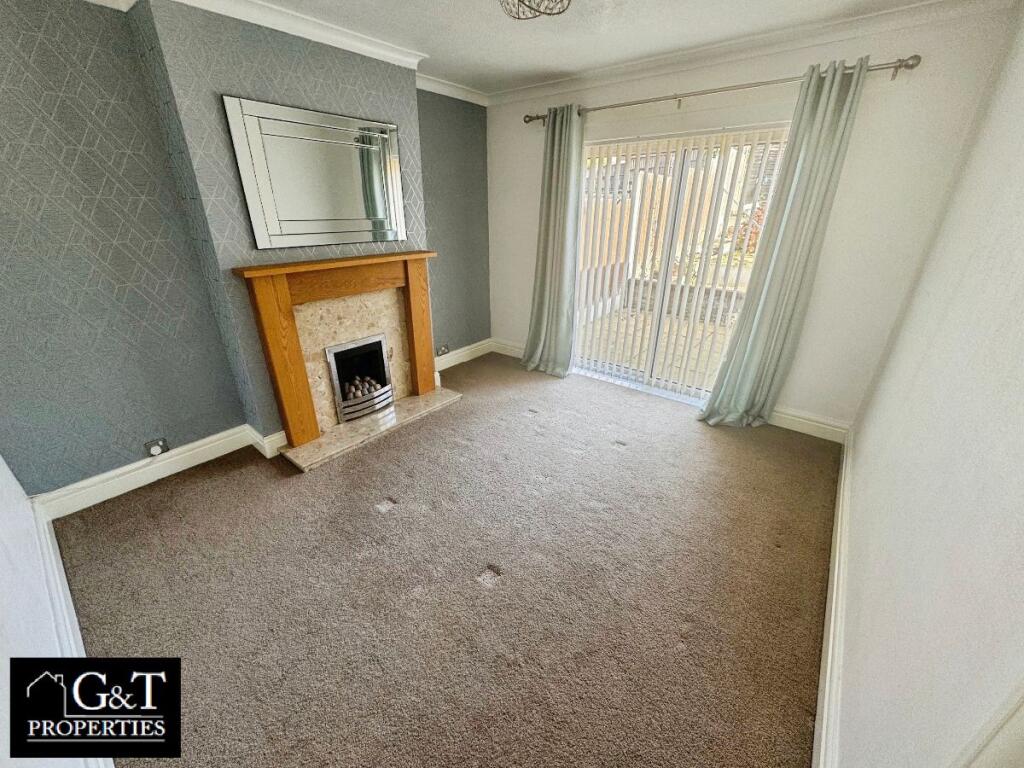 2nd reception room 