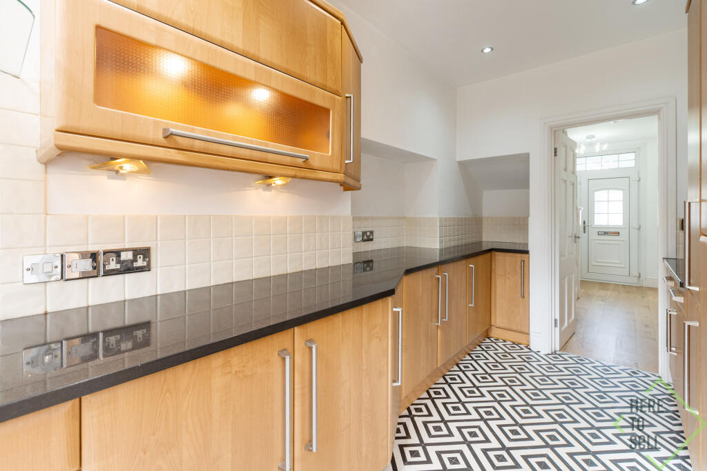 39 Kilvinton Drive, Enfield, EN2 0BE-1