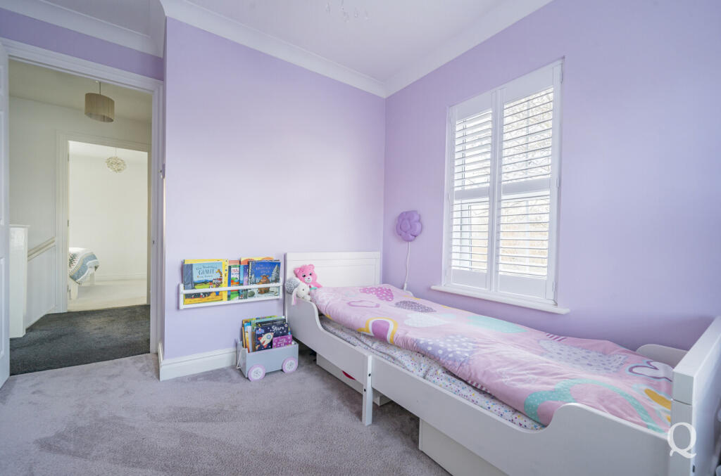 daa280e7-abef-4b7...