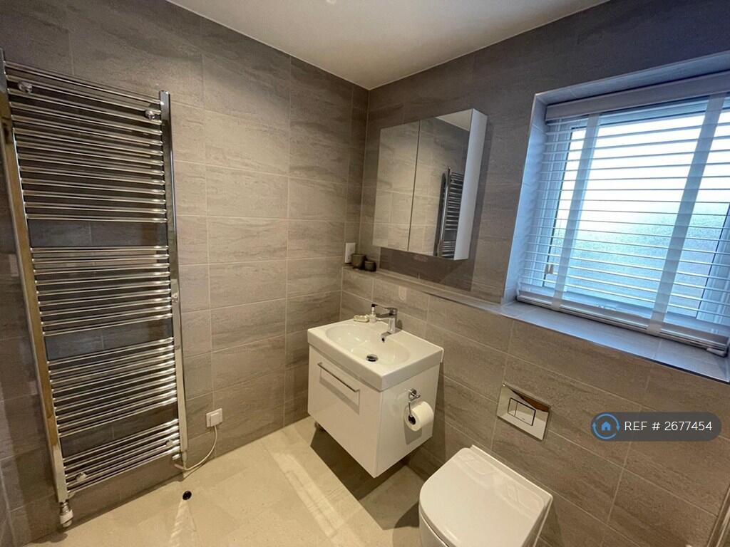 Upstairs Bathroom
