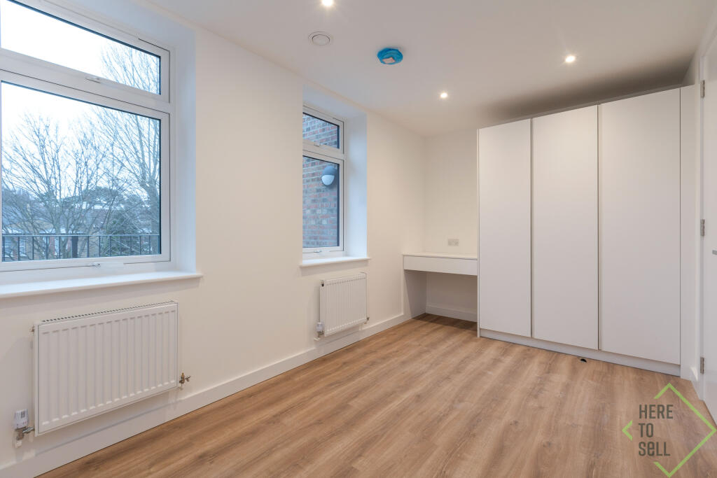 369 Green Lanes, London, N13 4JH-38
