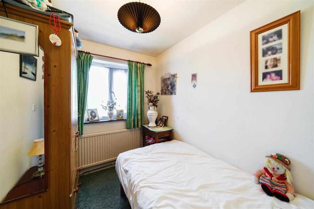 6 Lodge Close, Ashby de la Zouch