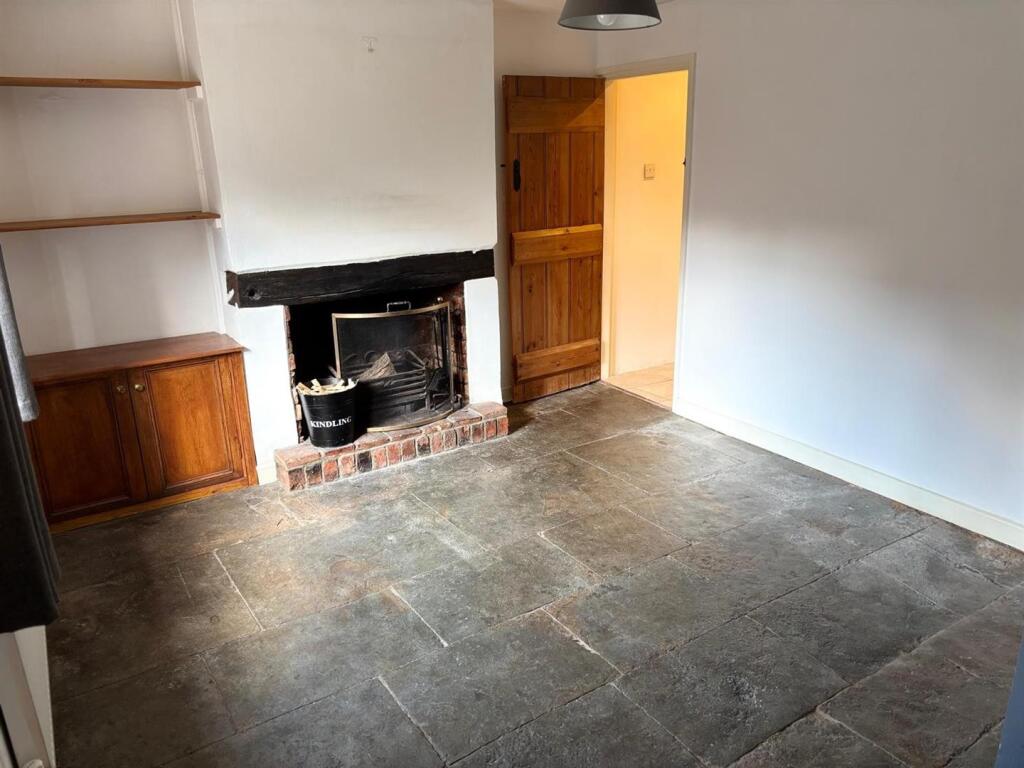 sitting room.jpg