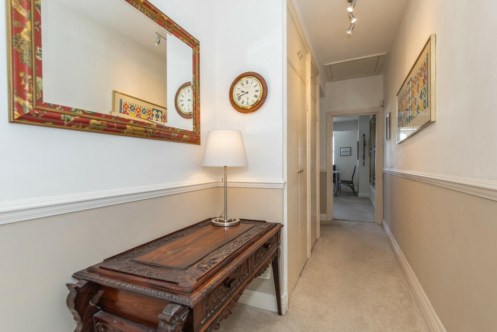 5, 2 Brunswick Pl...