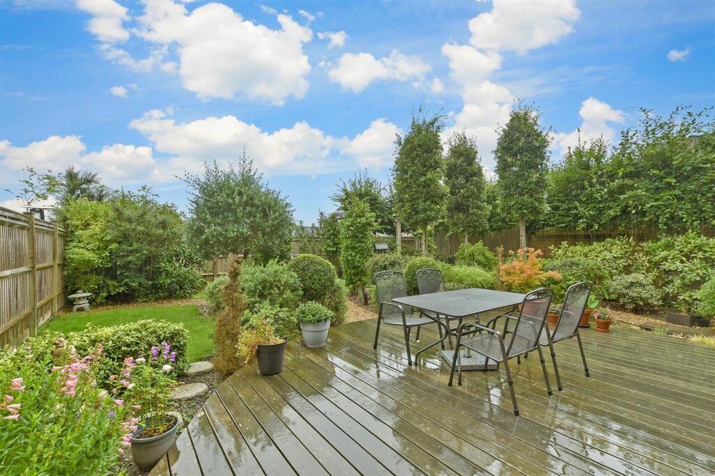 Patio / Decking