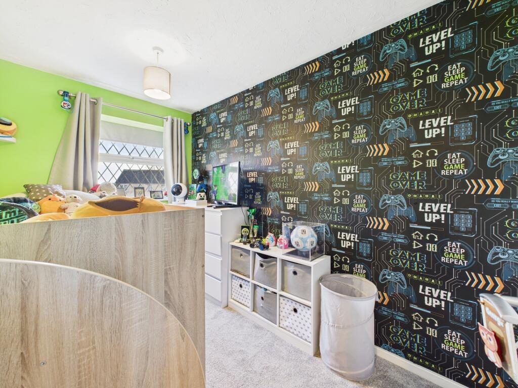 CAM05192G0-PR0019-STILL004