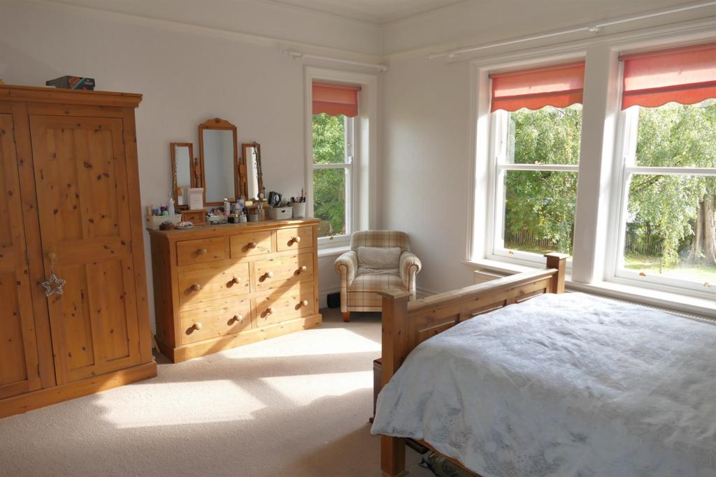 Bed 1 a