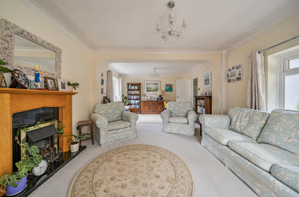 1336103-2-689621d...