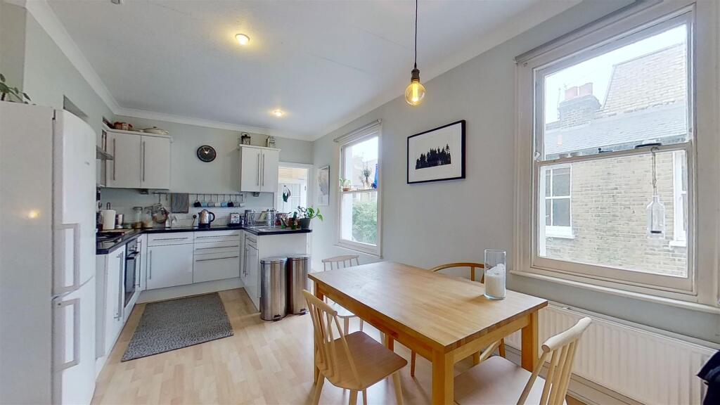 Penwith-Road-Earlsfield-SW18-10192021_082044.jpg
