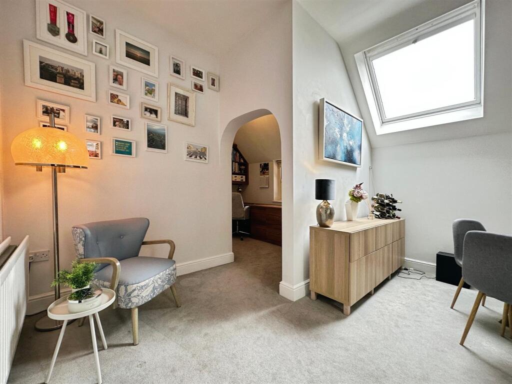 9ddb1e76--44BB-859F-A324D03A05FD-20060-000005DE905