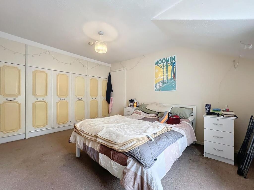 Double Bedroom