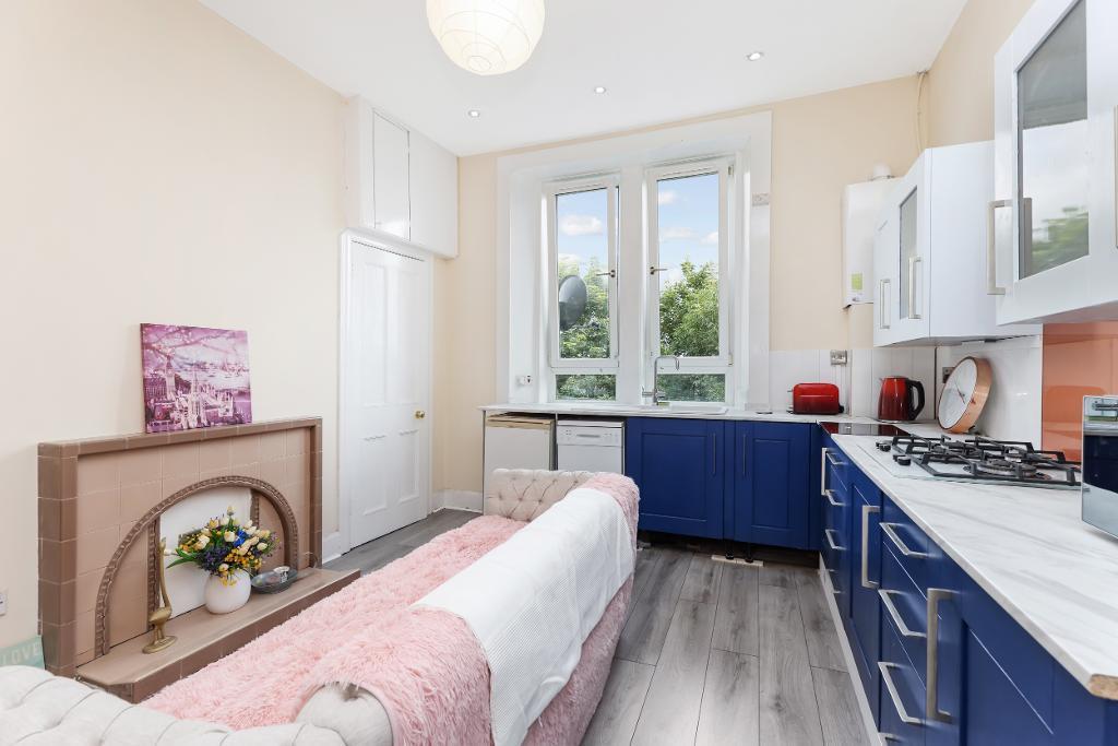 Lounge/Kitchen
