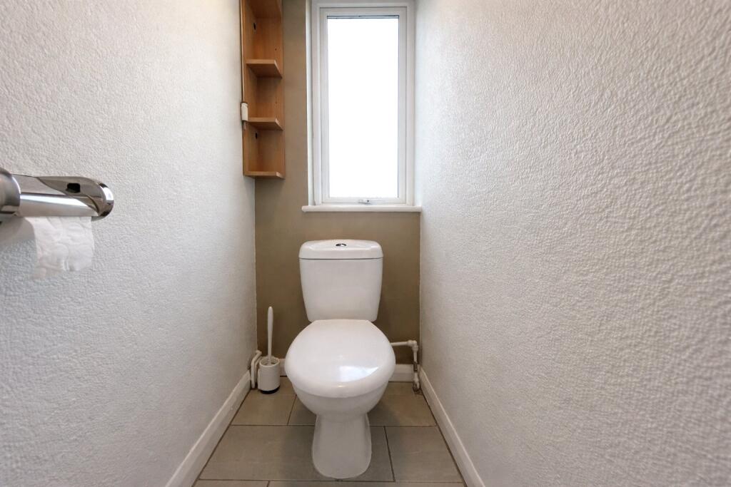 Wc 2