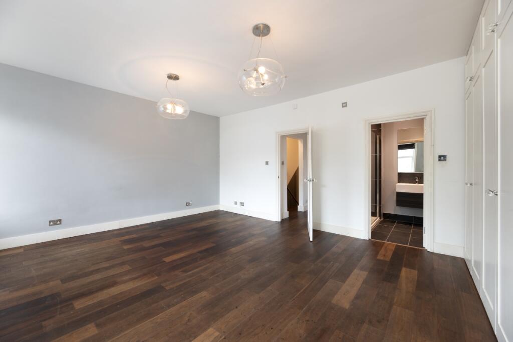 Shepherds Bush Ro...