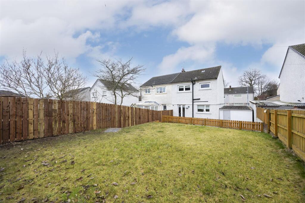 13_AVON_RD_BISHOPBRIGGS_002.JPG