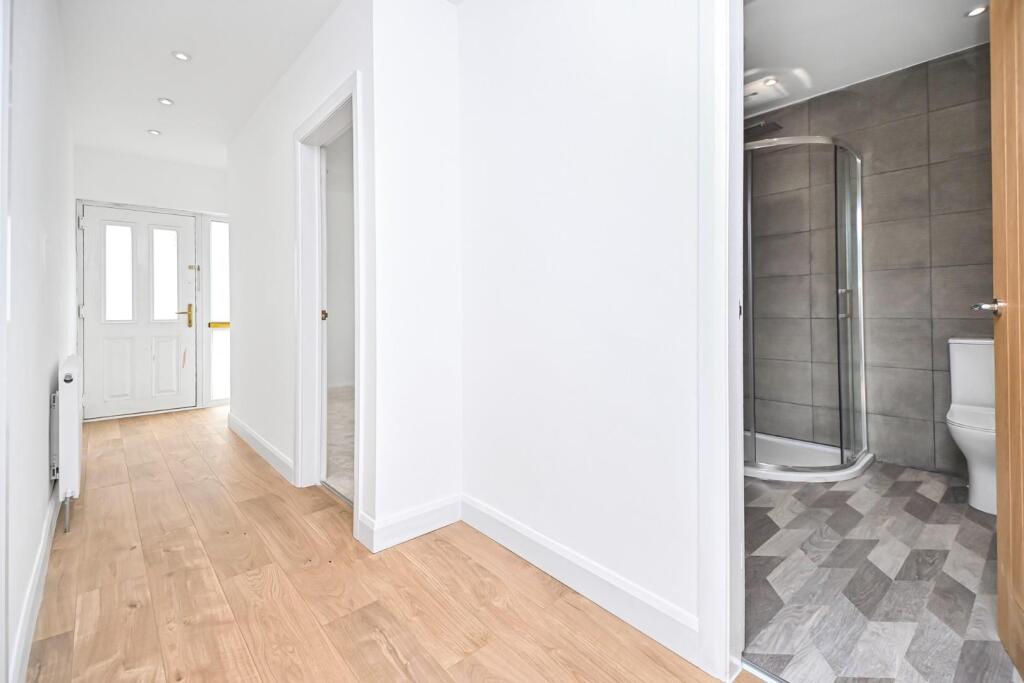 33 Ridgmont Drive Entrance (1).jpg