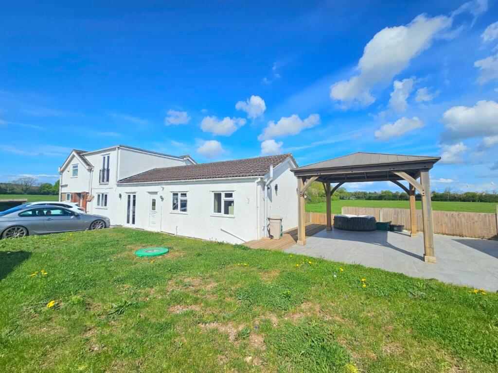 1000021902 - RET.jpg