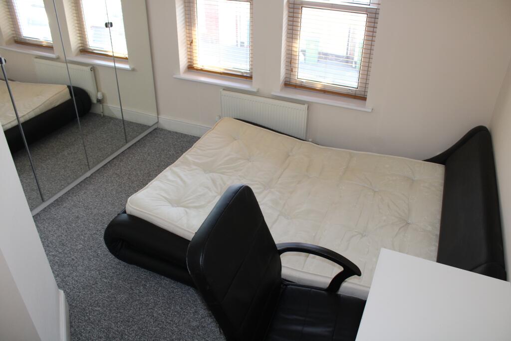 bed 3