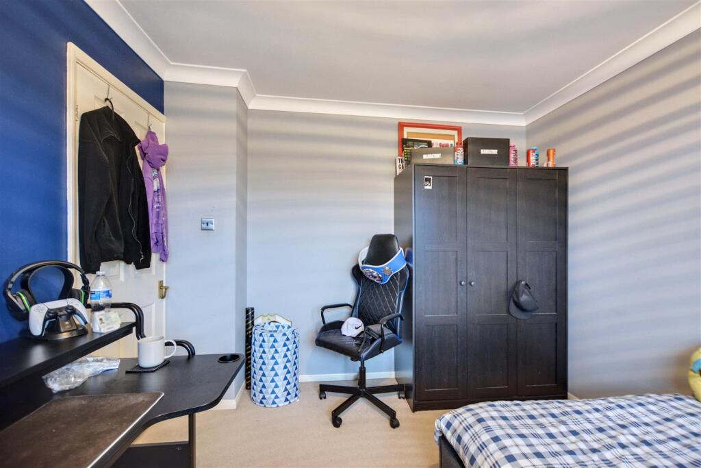 Bedroom 2_2.jpeg