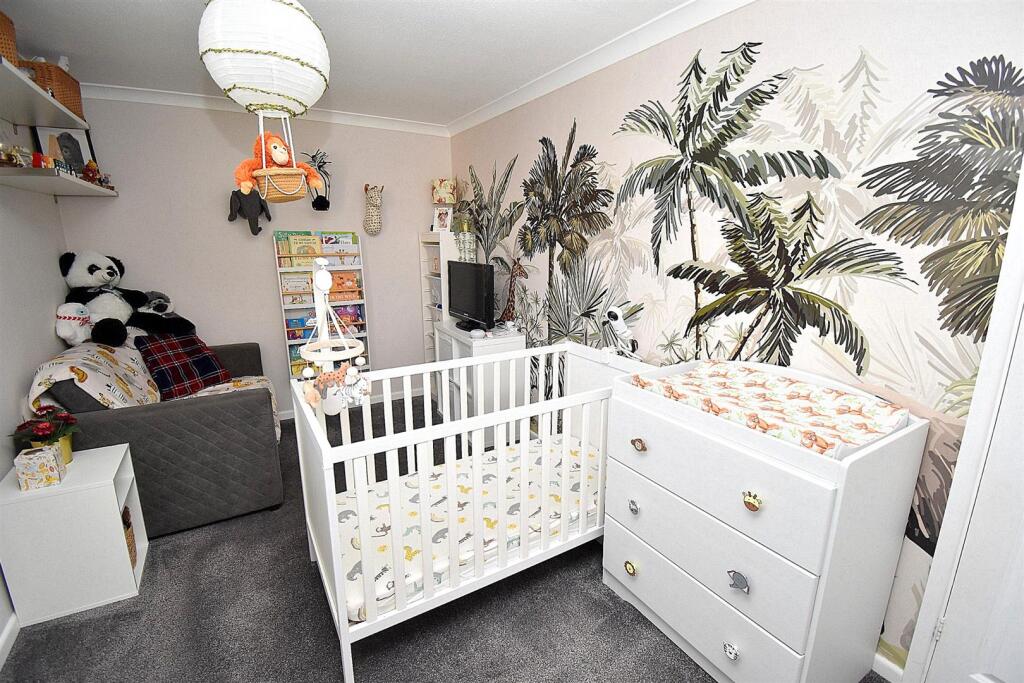 BEDROOM TWO.JPG