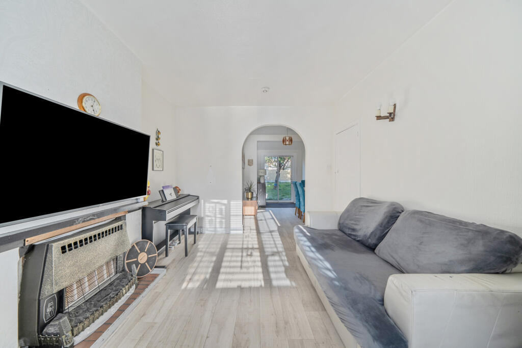 1357727-11-68d189...