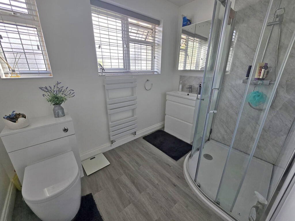 Toilet 2