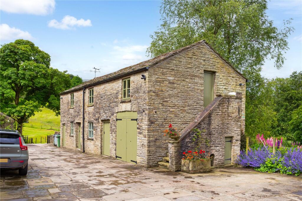 Detached Outbuilding