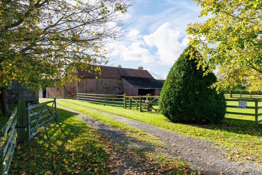 Watson Field Farm Brick Barn Outbuidings