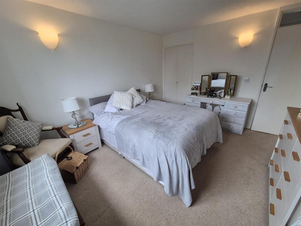 Bedroom.jpg