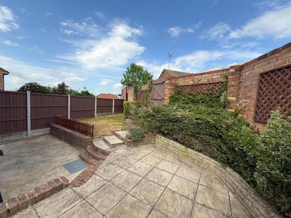 WhatsApp Image 2025-08-21 at 13.37.59_50de63c6.jpg