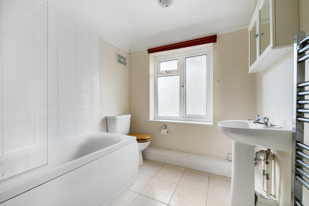 1327716-7-6880a8e...