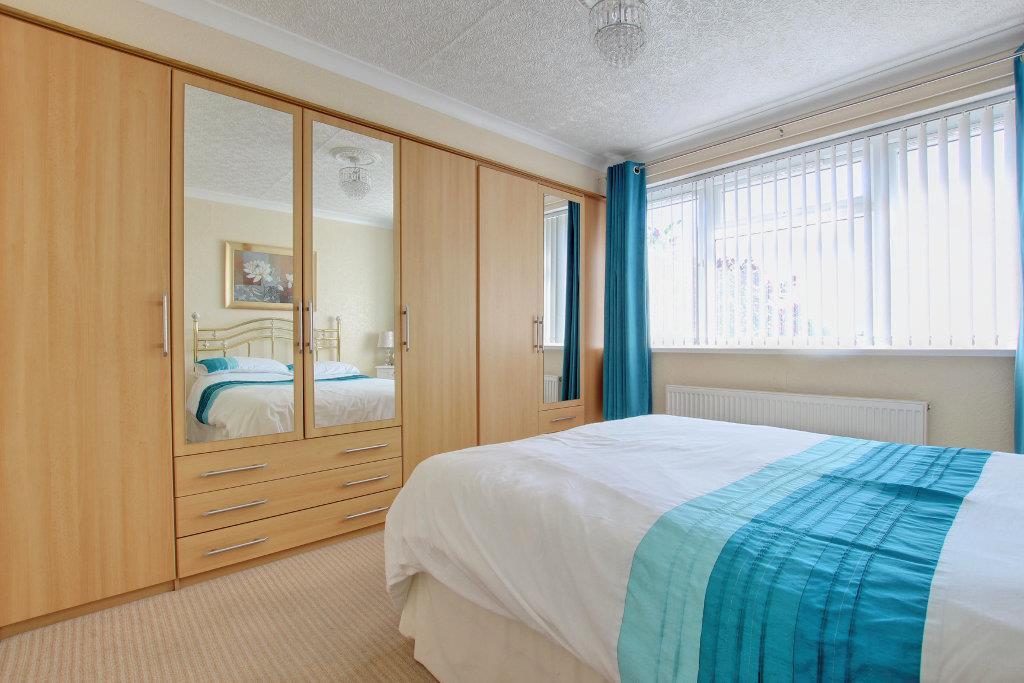 BEDROOM 1 (REAR)