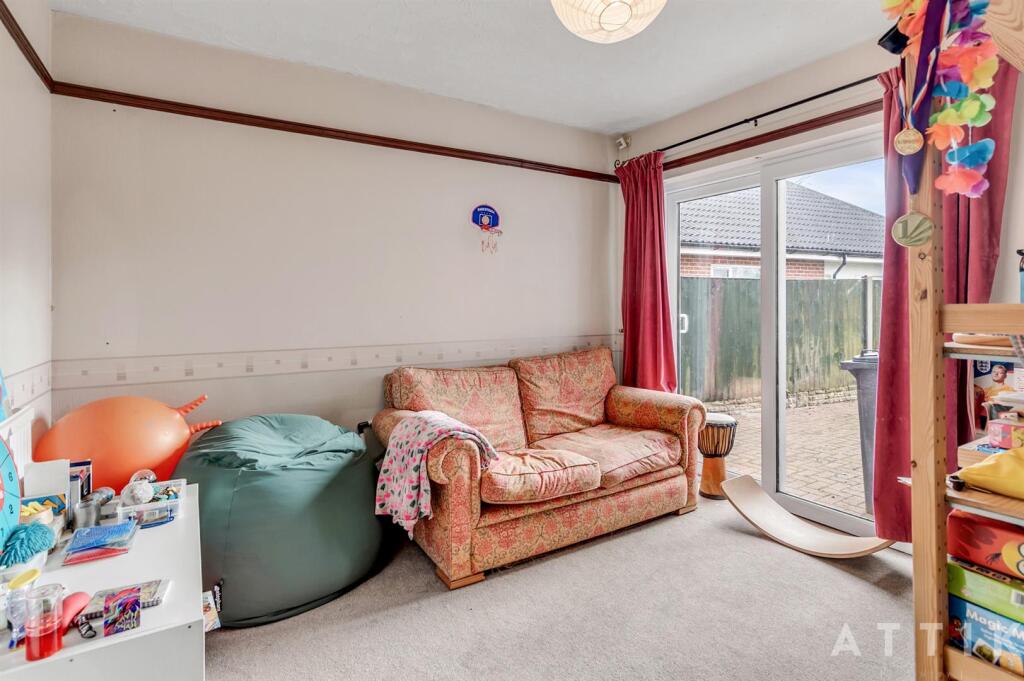 33 Southend Road Bungay NR35 1DN (5).jpg