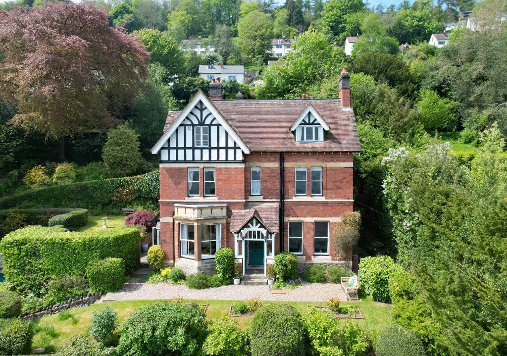 The Gables, 90 Wells Road, Malvern