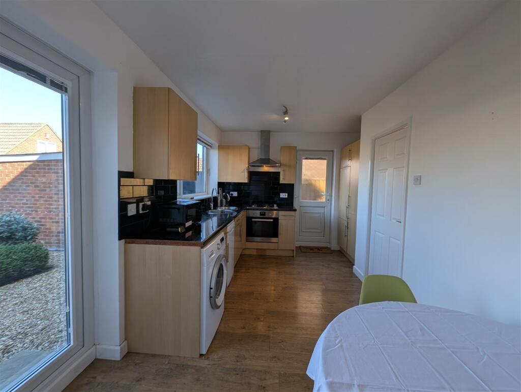 Kitchen/Breakfast Room