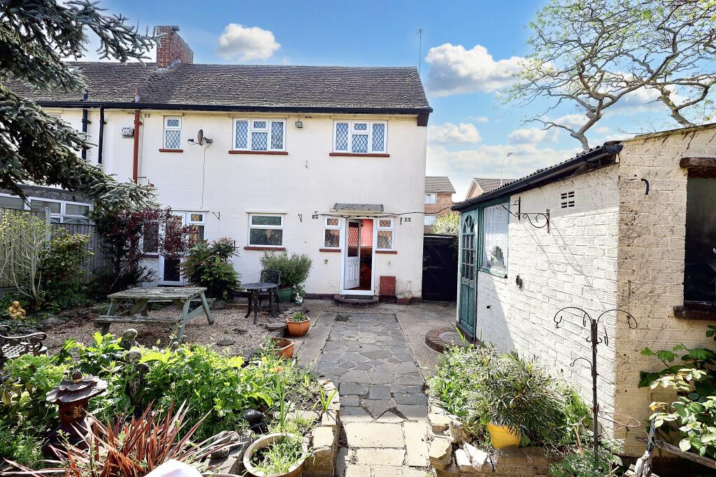 76 White Hart Lane, Romford, Essex, RM7 8JB