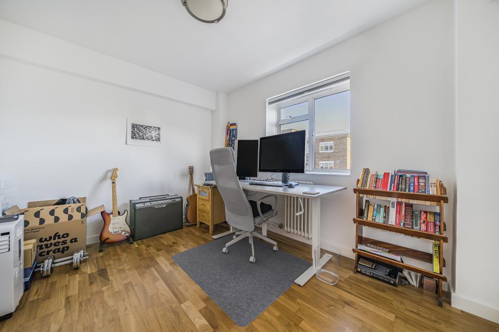 Bedroom/Study