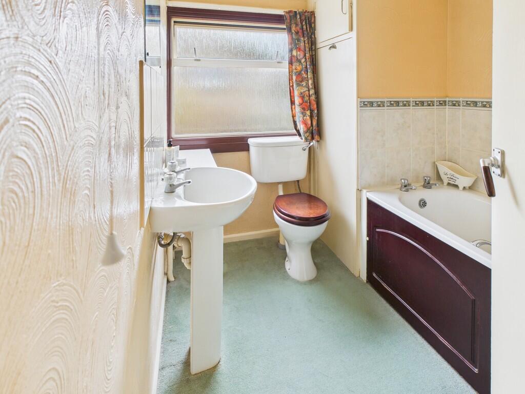 CAM05068G0-PR0015...