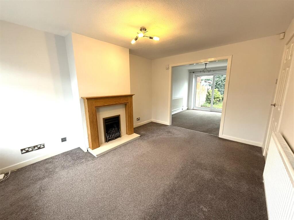 96 old eaton loun.jpeg