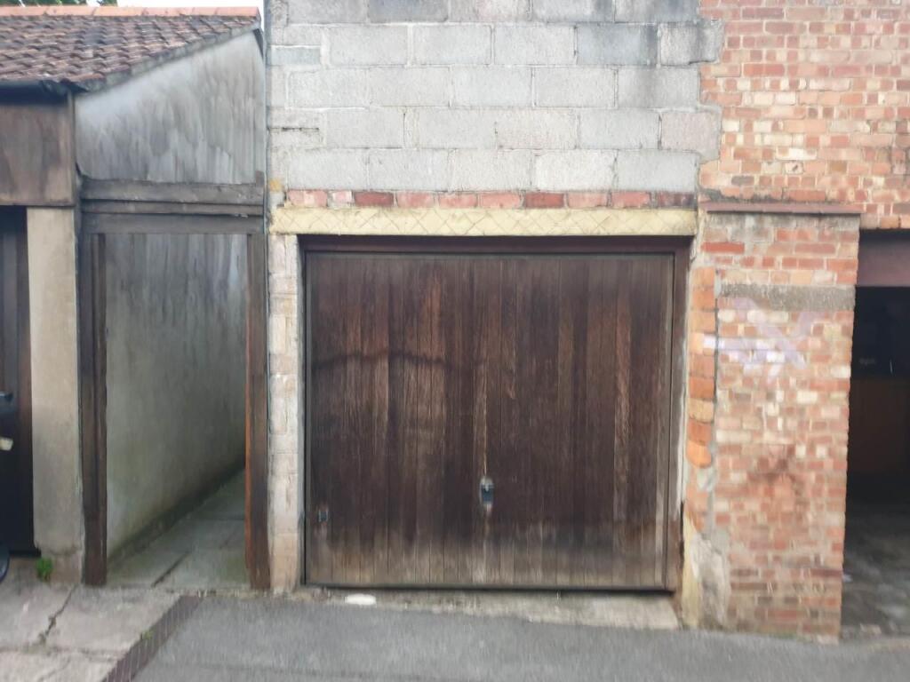 40 Arley Hill BF garage.jpg