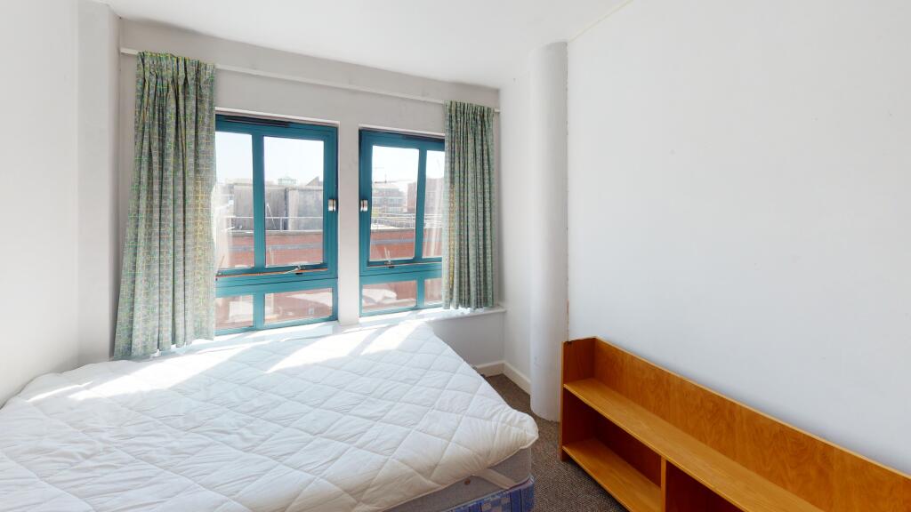 3A-The-Warehouse-Bed