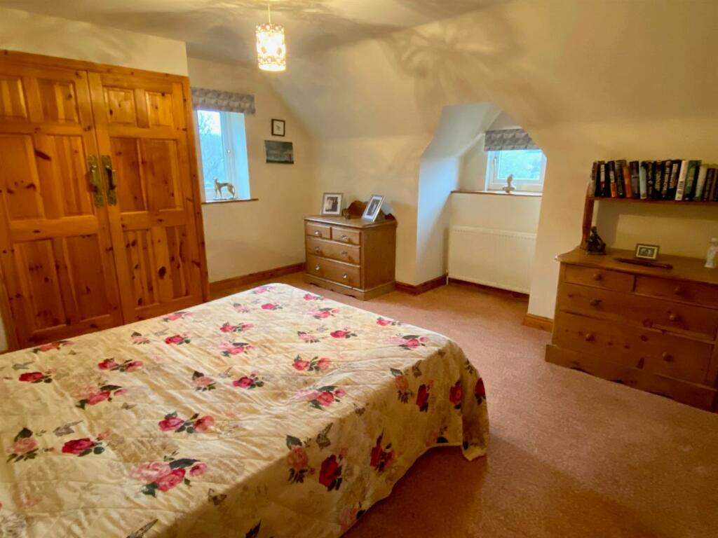 quarry place 21 bed 2 2.jpg