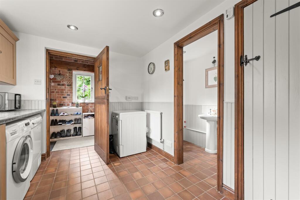 Windmill Cottage-03.jpg