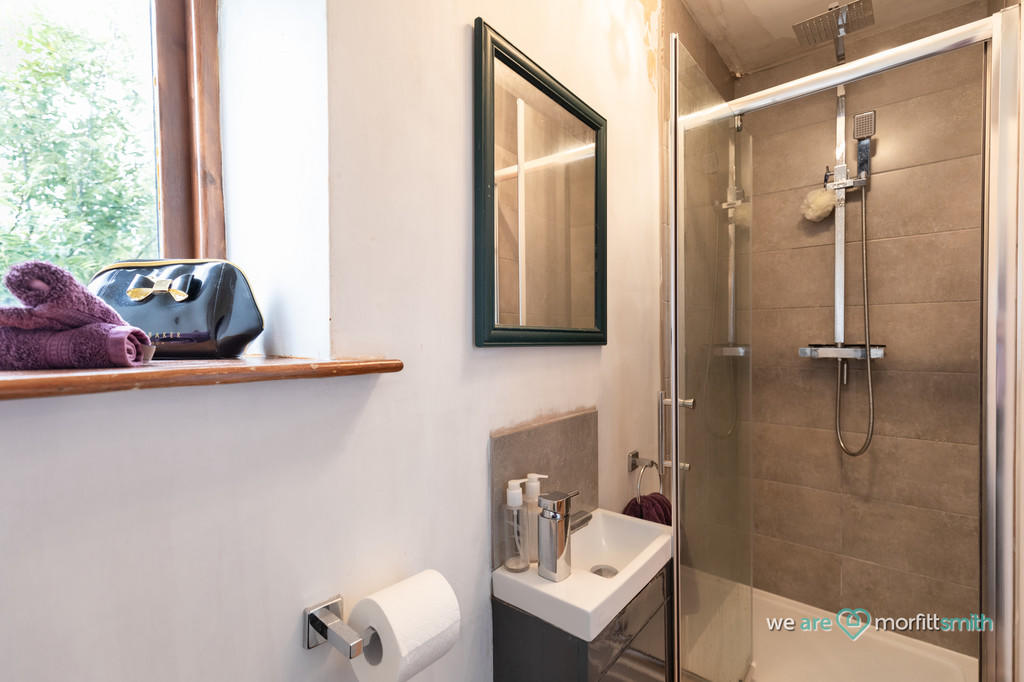 En-Suite Shower R...