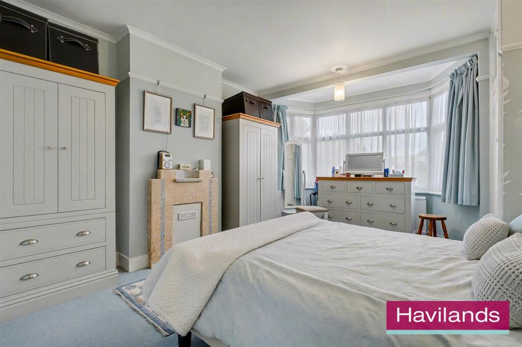 Bincote Road EN2-2.jpg