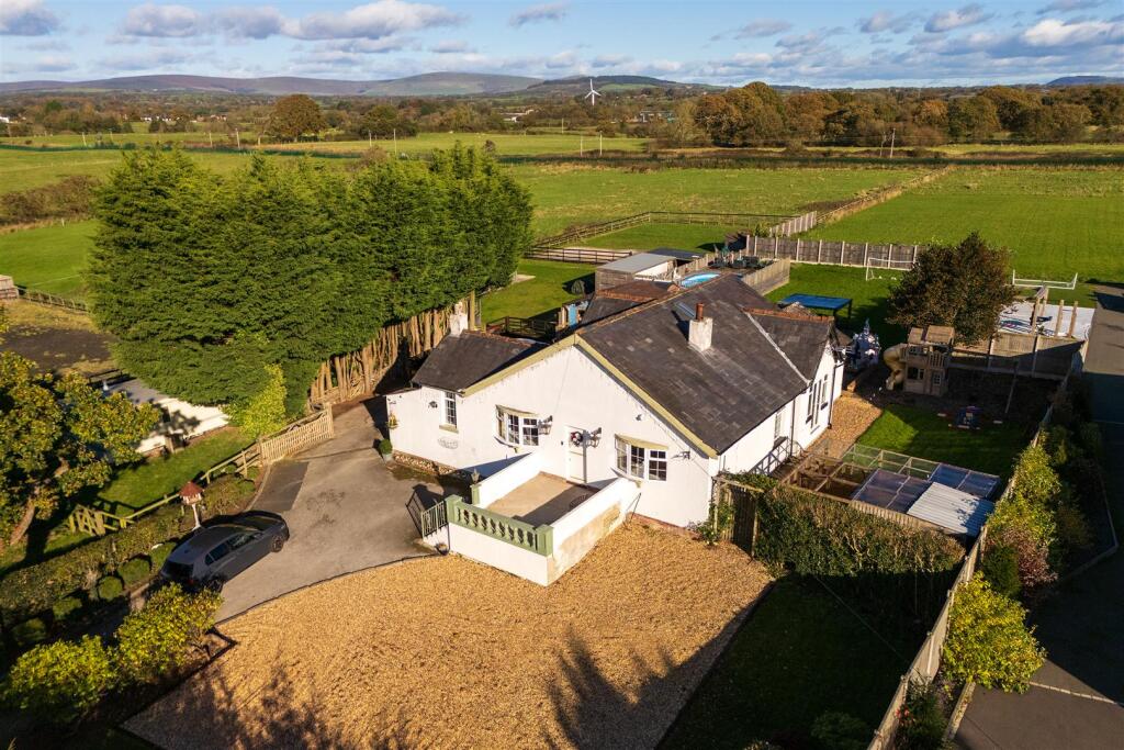 934 garstang rd_69.jpg