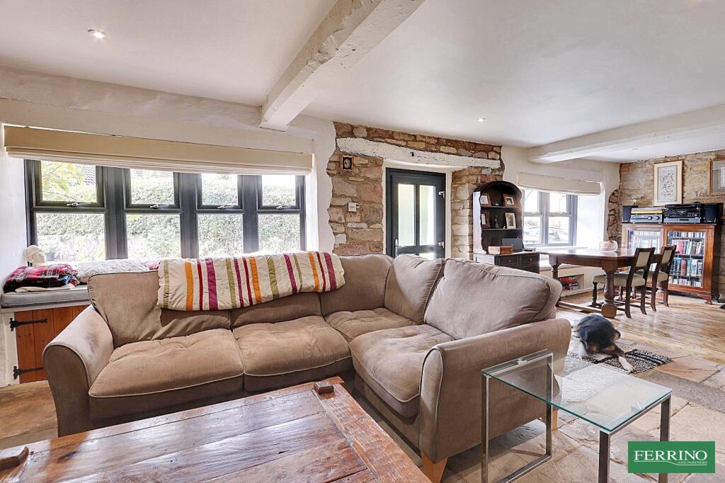 Sitting/Dining Room