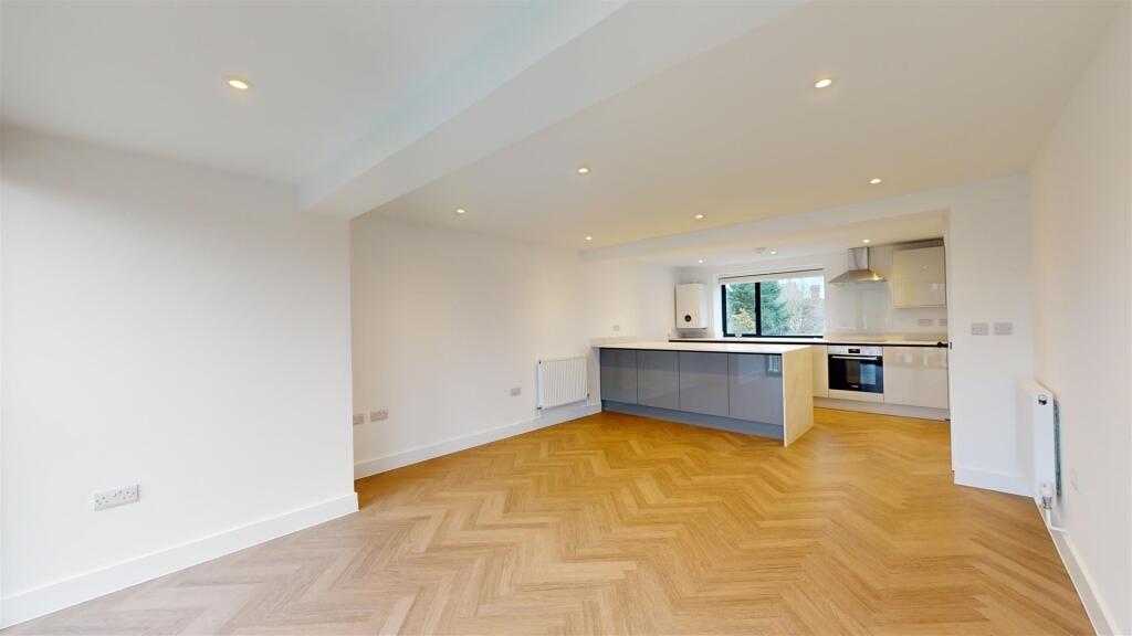 Hunters Court 7 Kitchen Living Dining Room.jpg